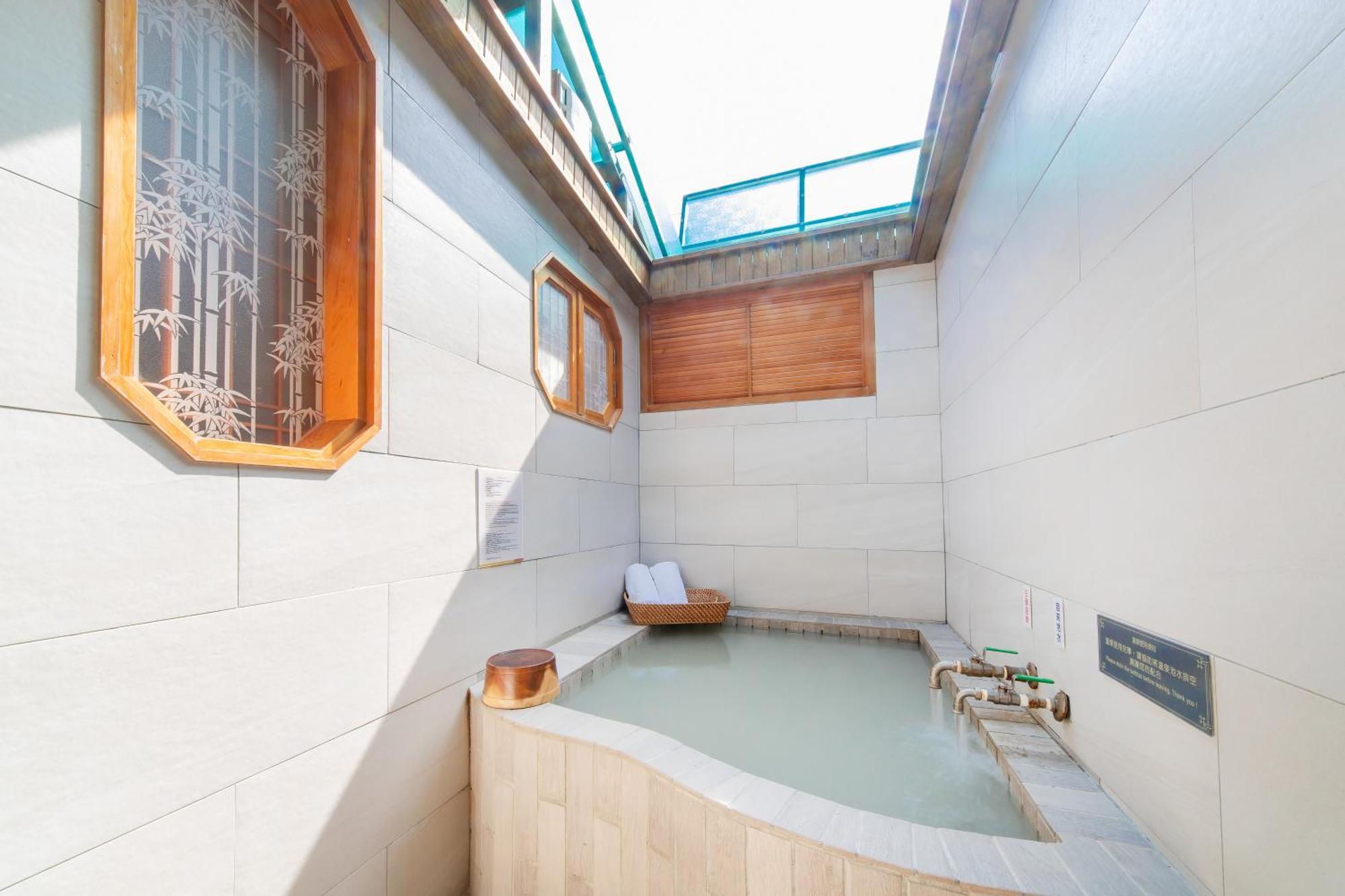 Phoenix Pavilion Hot Spring Hotel Tchaj-pej Exteriér fotografie